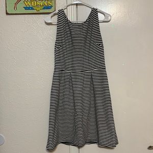 Medina business casual black and white striped dress with pockets